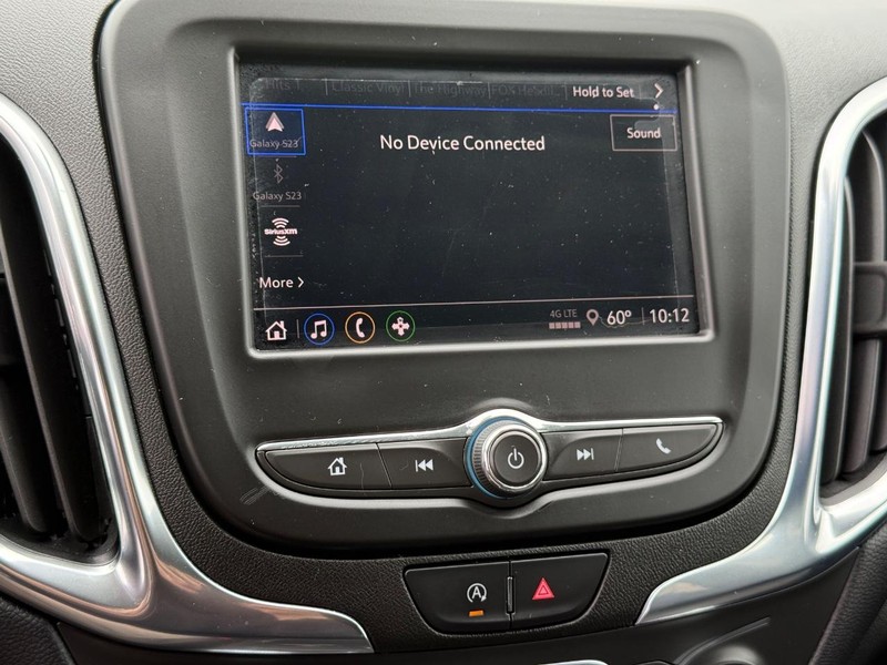 Chevrolet Equinox Vehicle Image 18