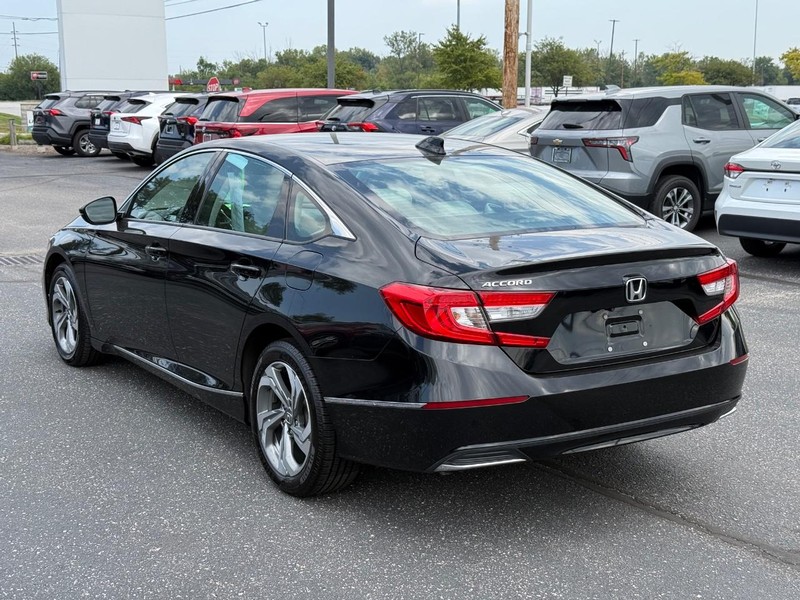 Honda Accord Sedan Vehicle Image 05