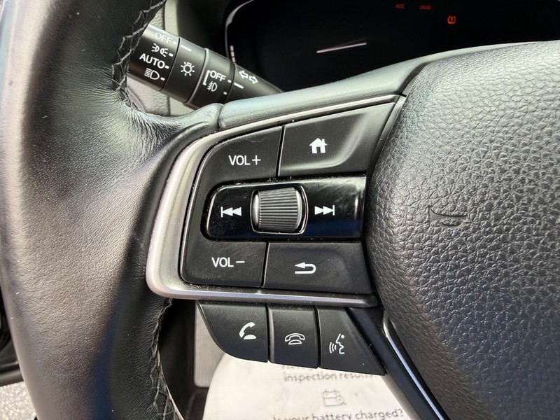 Honda Accord Sedan Vehicle Image 14