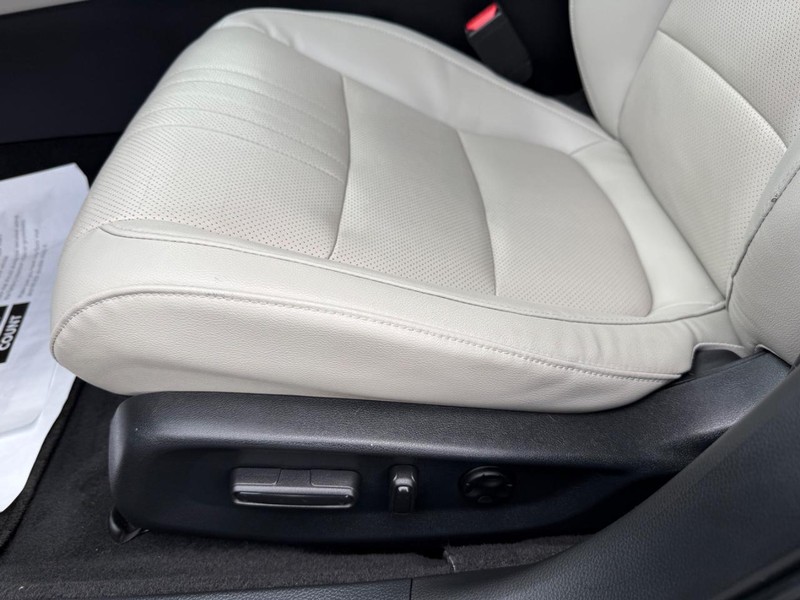 Honda Accord Sedan Vehicle Image 27