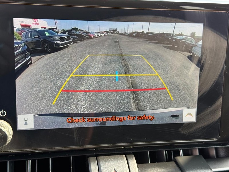 Toyota RAV4 Vehicle Image 17