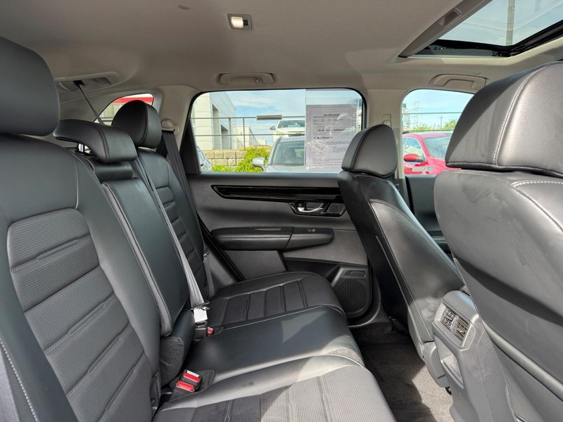 Honda CR-V Vehicle Image 11