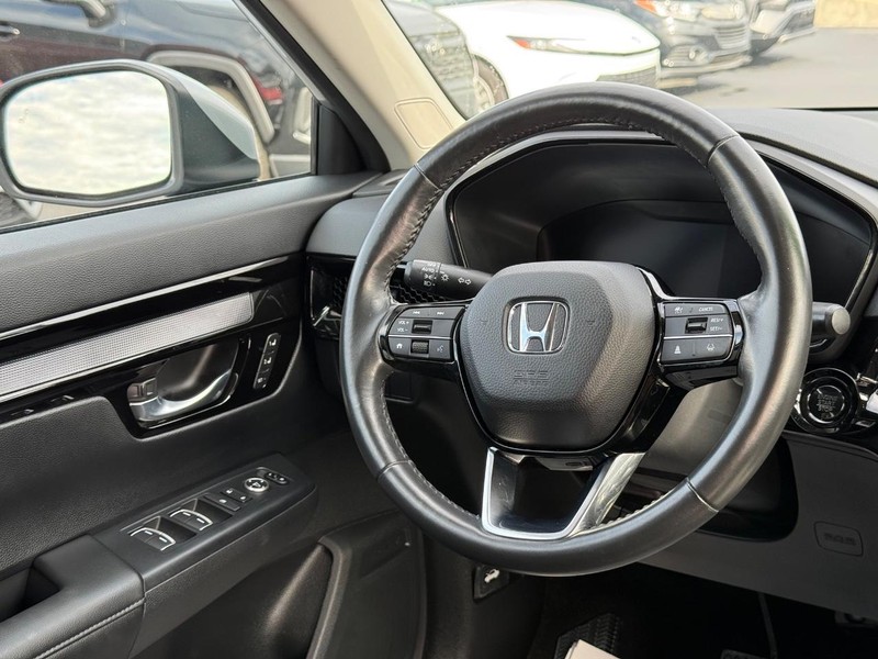 Honda CR-V Vehicle Image 14