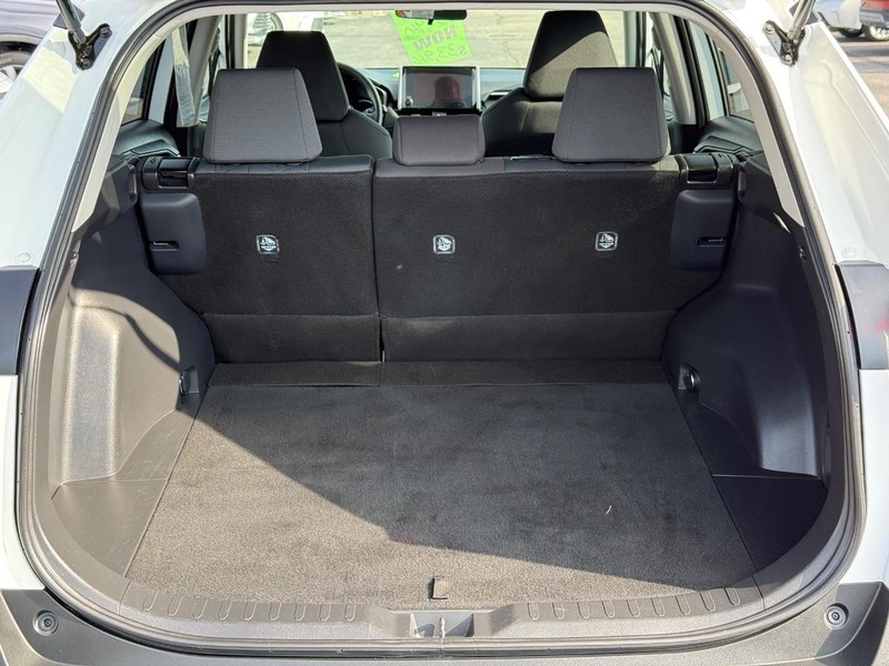 Toyota RAV4 Vehicle Image 07