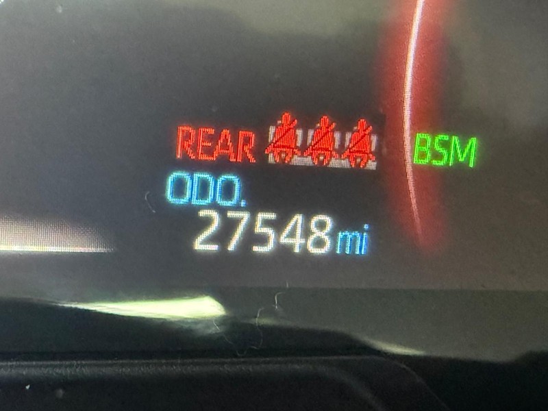 Toyota RAV4 Vehicle Image 22
