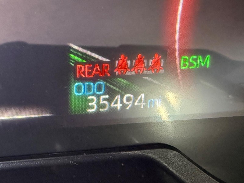 Toyota RAV4 Vehicle Image 22