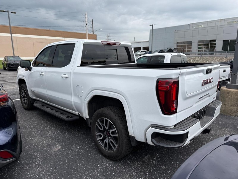 GMC Sierra 1500 Vehicle Image 03