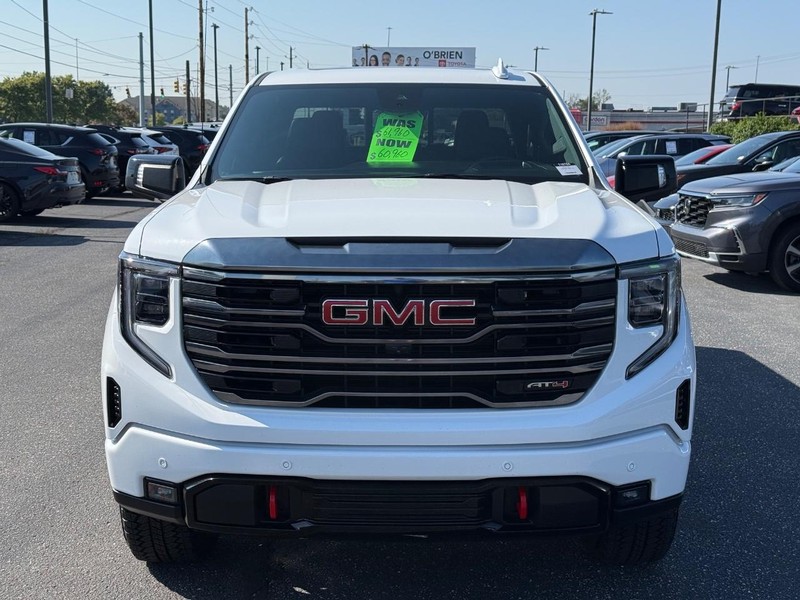 GMC Sierra 1500 Vehicle Full-screen Gallery Image 09