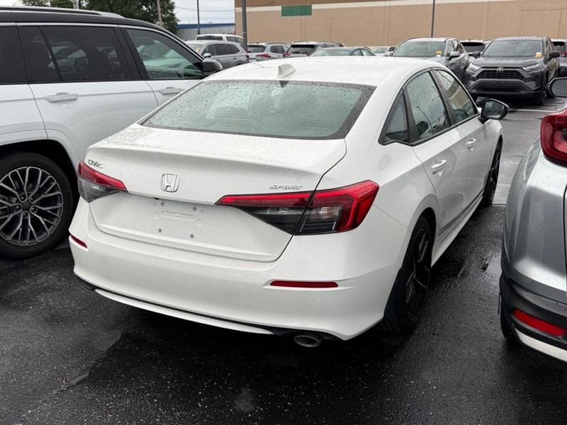 Honda Civic Sedan Vehicle Image 04