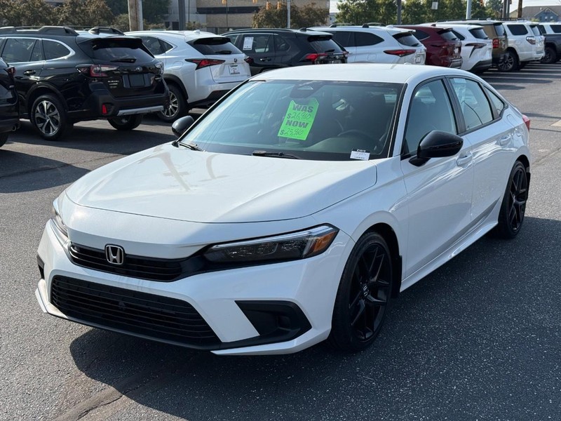 Honda Civic Sedan Vehicle Image 08