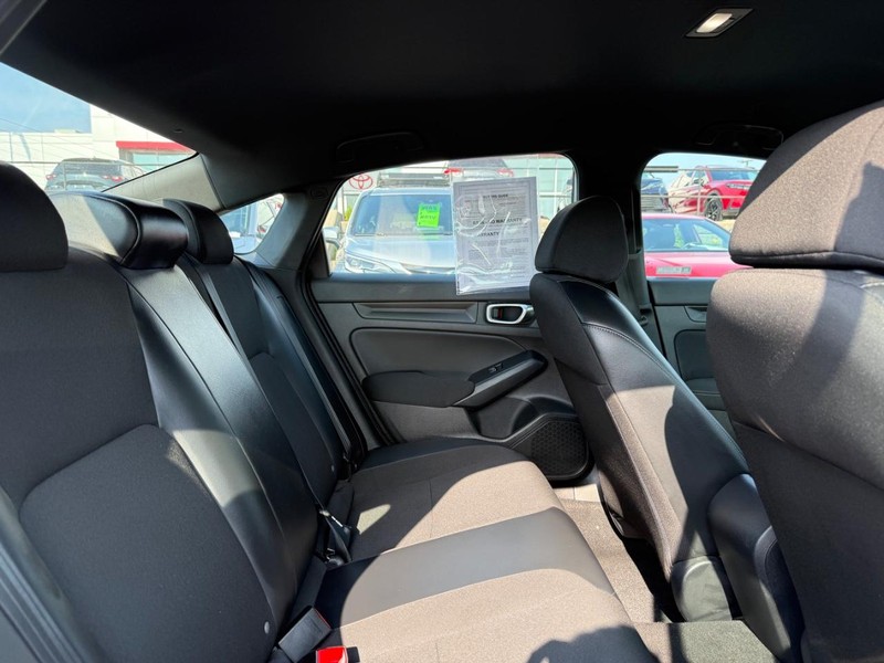 Honda Civic Sedan Vehicle Image 10