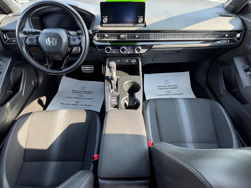 Honda Civic Sedan Vehicle Image 11