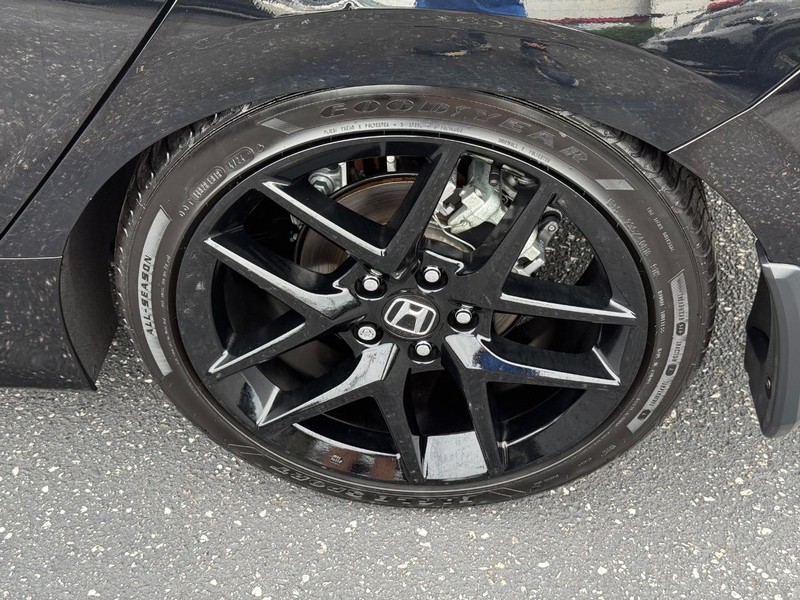 Honda Civic Hatchback Vehicle Image 06