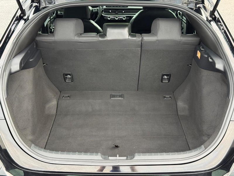 Honda Civic Hatchback Vehicle Image 07