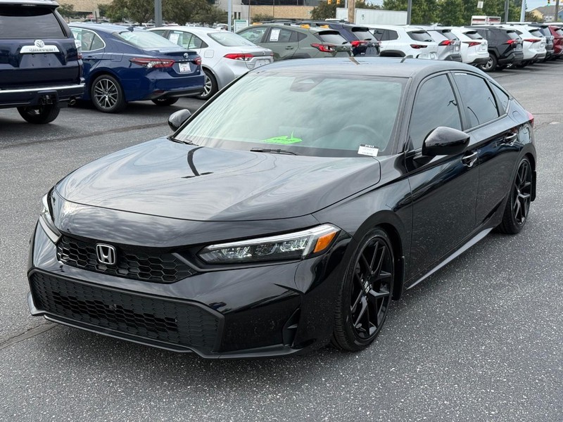 Honda Civic Hatchback Vehicle Image 08