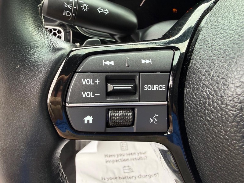 Honda Civic Hatchback Vehicle Image 13