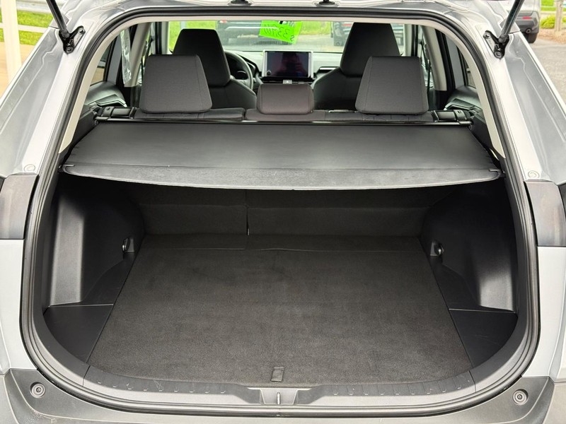 Toyota RAV4 Vehicle Image 07