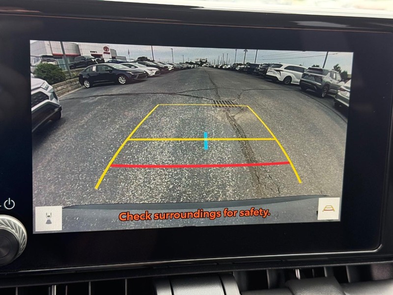 Toyota RAV4 Vehicle Image 17