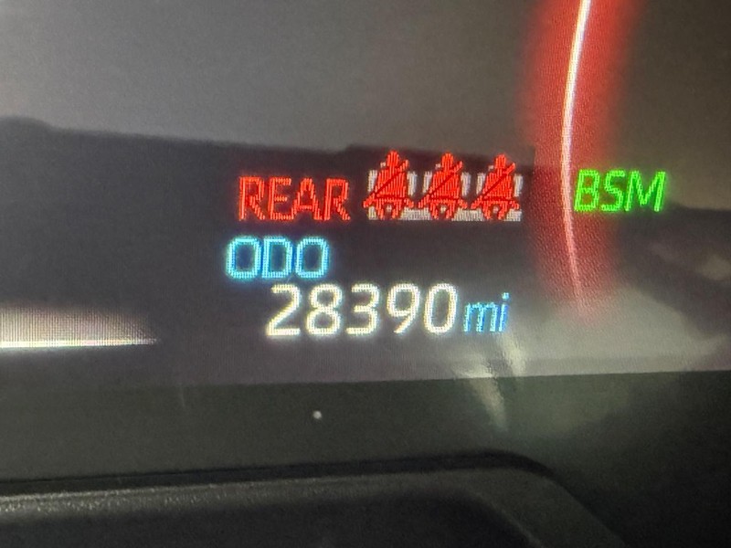Toyota RAV4 Vehicle Image 22