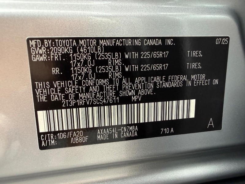 Toyota RAV4 Vehicle Image 25
