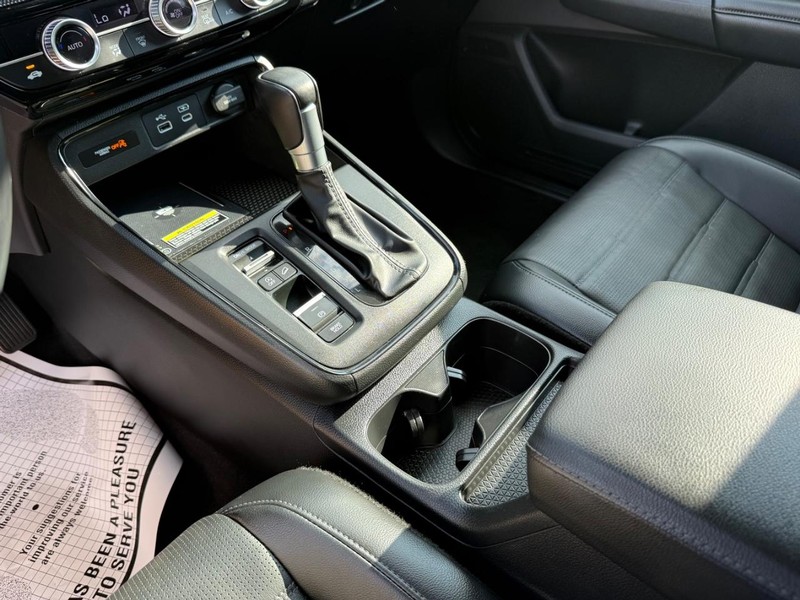 Honda CR-V Vehicle Image 22