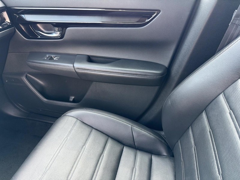 Honda CR-V Vehicle Image 23