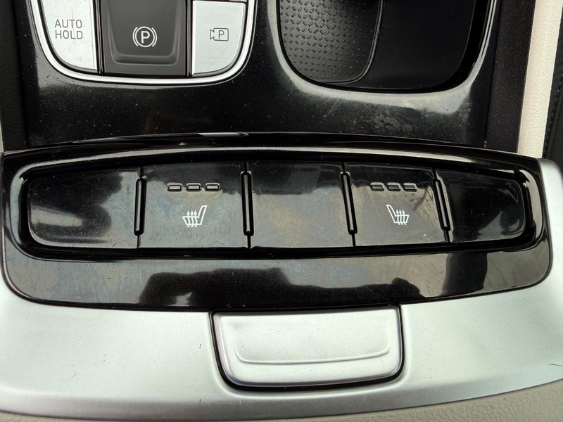 Hyundai Tucson Vehicle Image 17