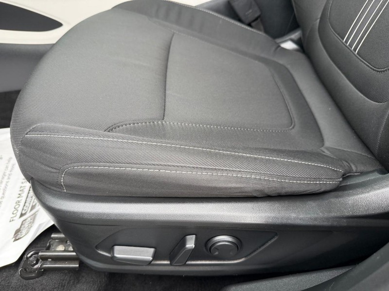 Hyundai Tucson Vehicle Image 25