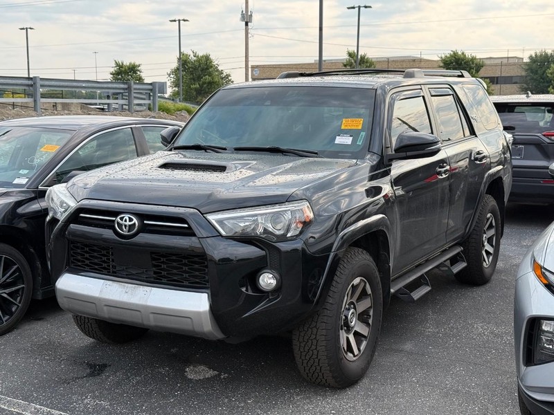 Toyota 4Runner Vehicle Image 02