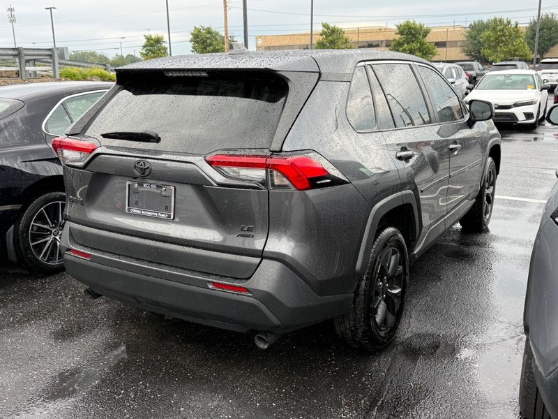 Toyota RAV4 Vehicle Image 04