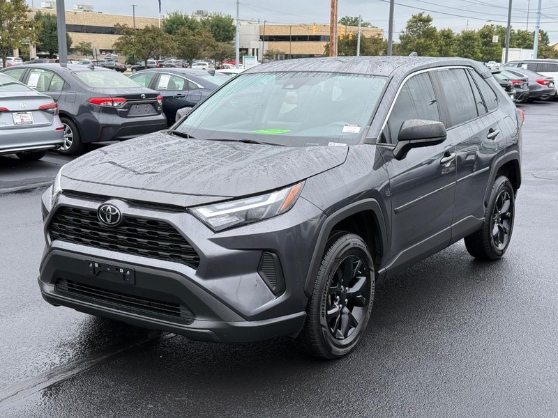 Toyota RAV4 Vehicle Image 08