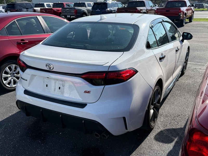 Toyota Corolla Vehicle Image 04