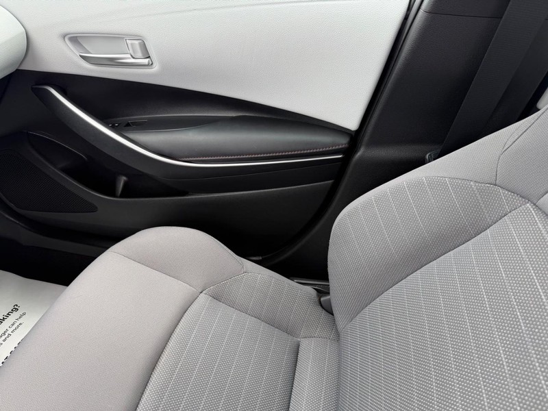 Toyota Corolla Vehicle Image 20