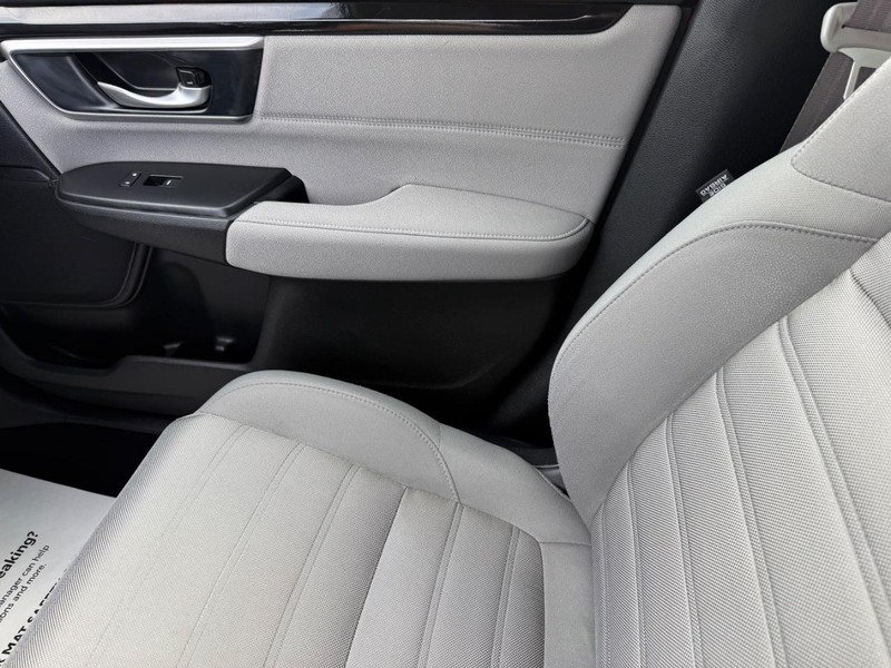 Honda CR-V Vehicle Image 21