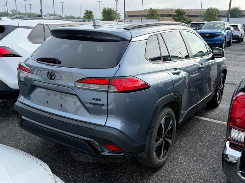 Toyota Corolla Cross Vehicle Image 04