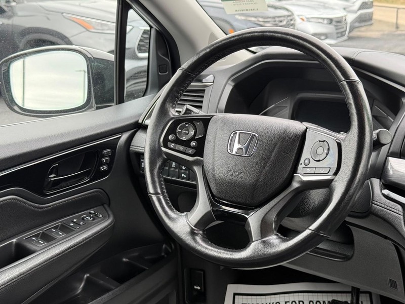 Honda Odyssey Vehicle Image 15
