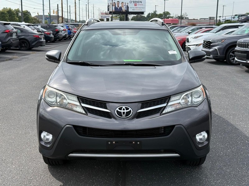 Toyota RAV4 Vehicle Image 10