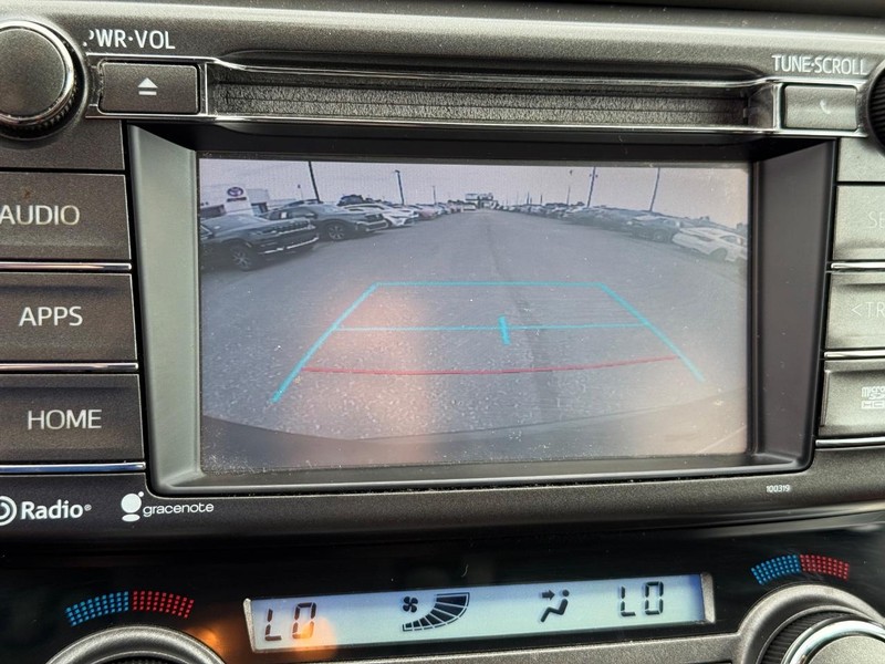 Toyota RAV4 Vehicle Image 20