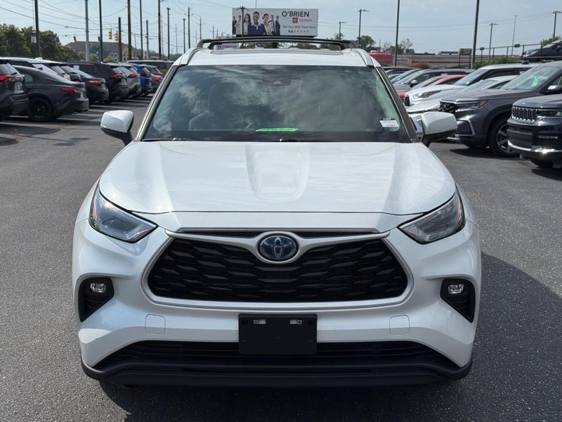Toyota Highlander Vehicle Image 10