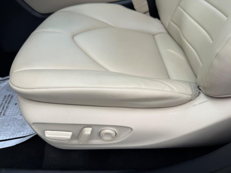 Toyota Highlander Vehicle Image 28