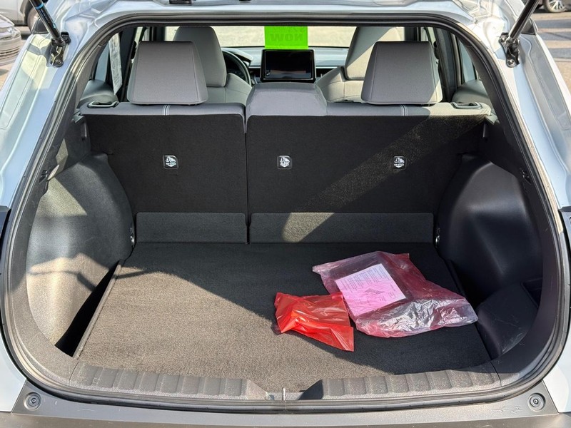 Toyota Corolla Cross Vehicle Image 07