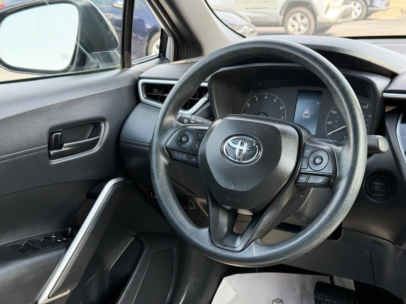 Toyota Corolla Cross Vehicle Image 12