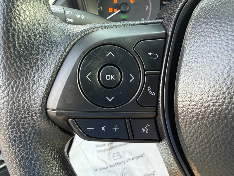 Toyota Corolla Cross Vehicle Image 13