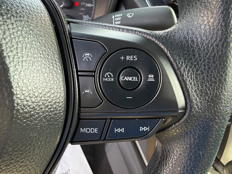 Toyota Corolla Cross Vehicle Image 14
