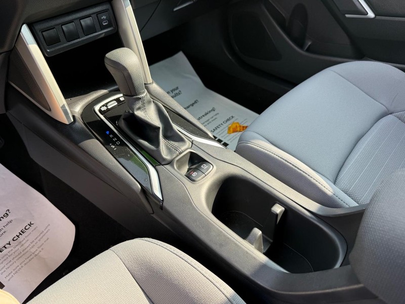 Toyota Corolla Cross Vehicle Image 18