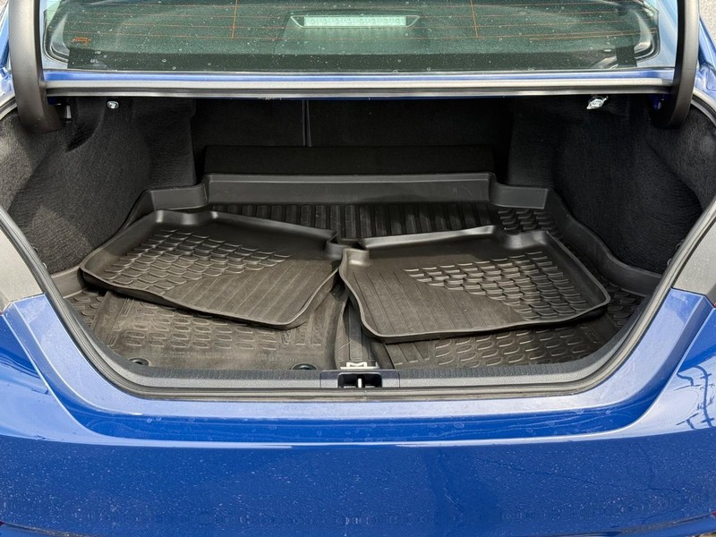 Toyota Camry Vehicle Image 07