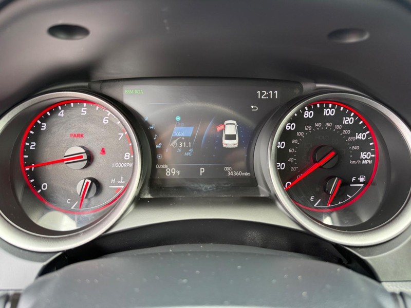 Toyota Camry Vehicle Image 21