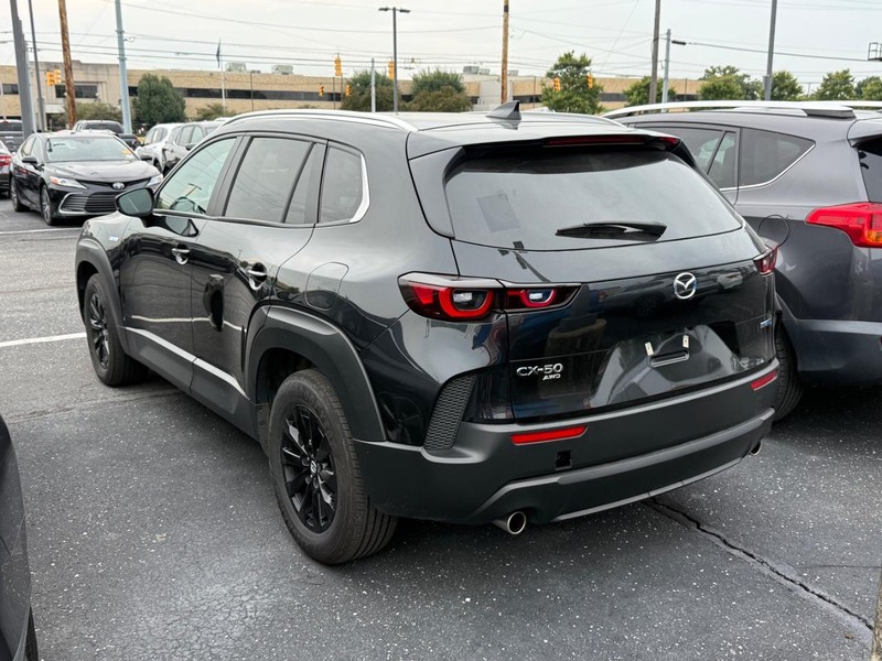 Mazda CX-50 Hybrid Vehicle Image 03