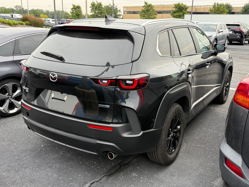 Mazda CX-50 Hybrid Vehicle Image 04