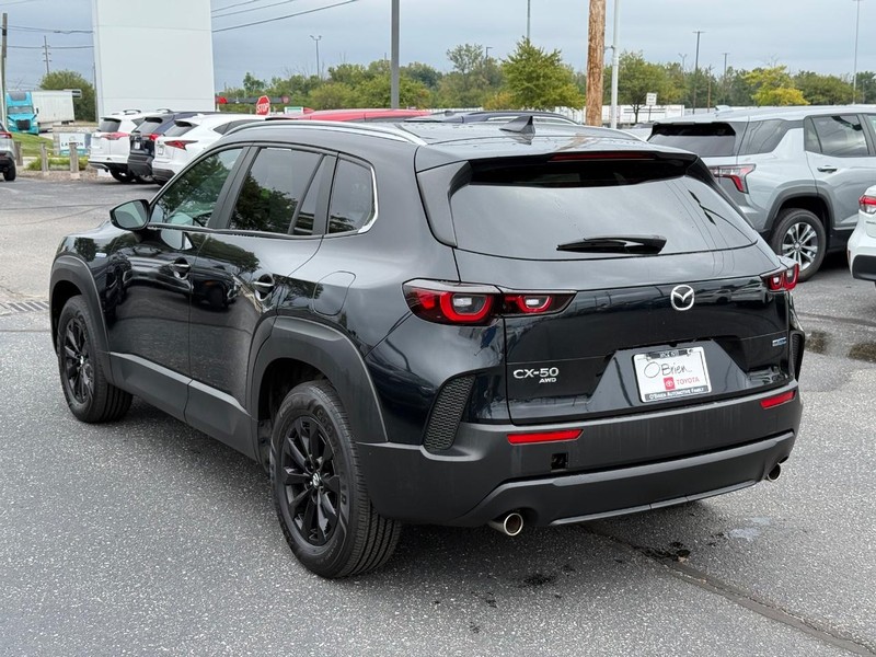 Mazda CX-50 Hybrid Vehicle Image 05